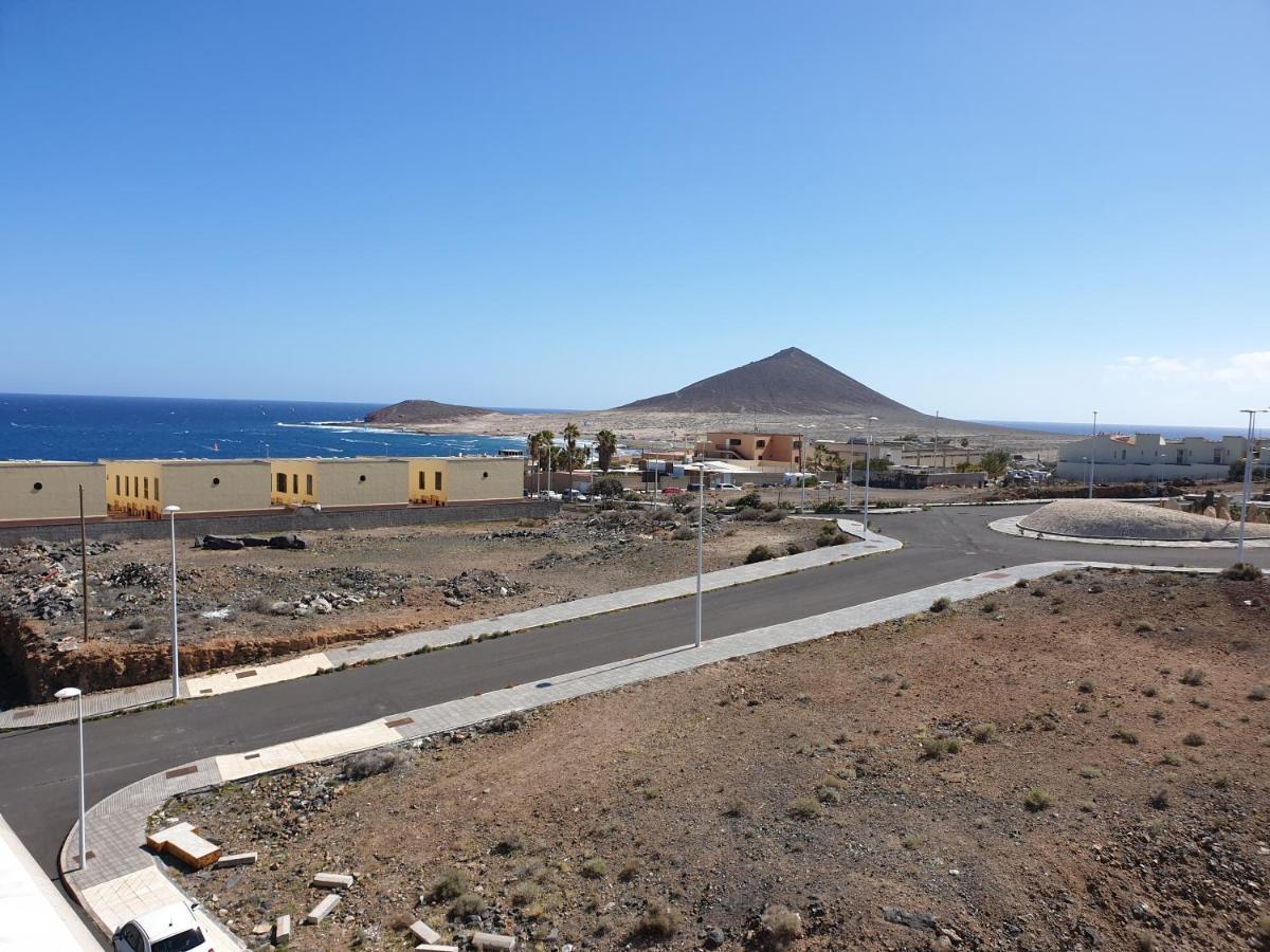 Apartment Barraquito, Balcony With Sea View, Close To The Beach, Wifi, Ideal For Surfers El Médano Kültér fotó